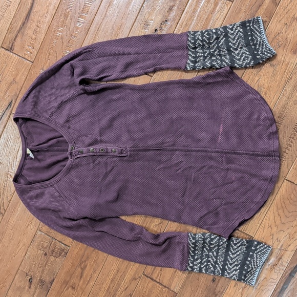 Free People Alpine Thermal Henley Maroon and Gray Long Sleeve Cuff Top - Picture 2 of 8